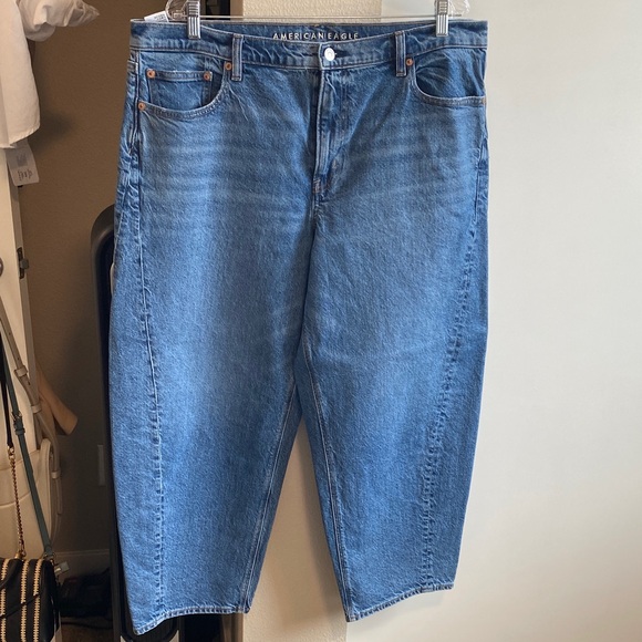 American Eagle Outfitters Blue Flare & Wide Leg Jeans - Picture 3 of 5